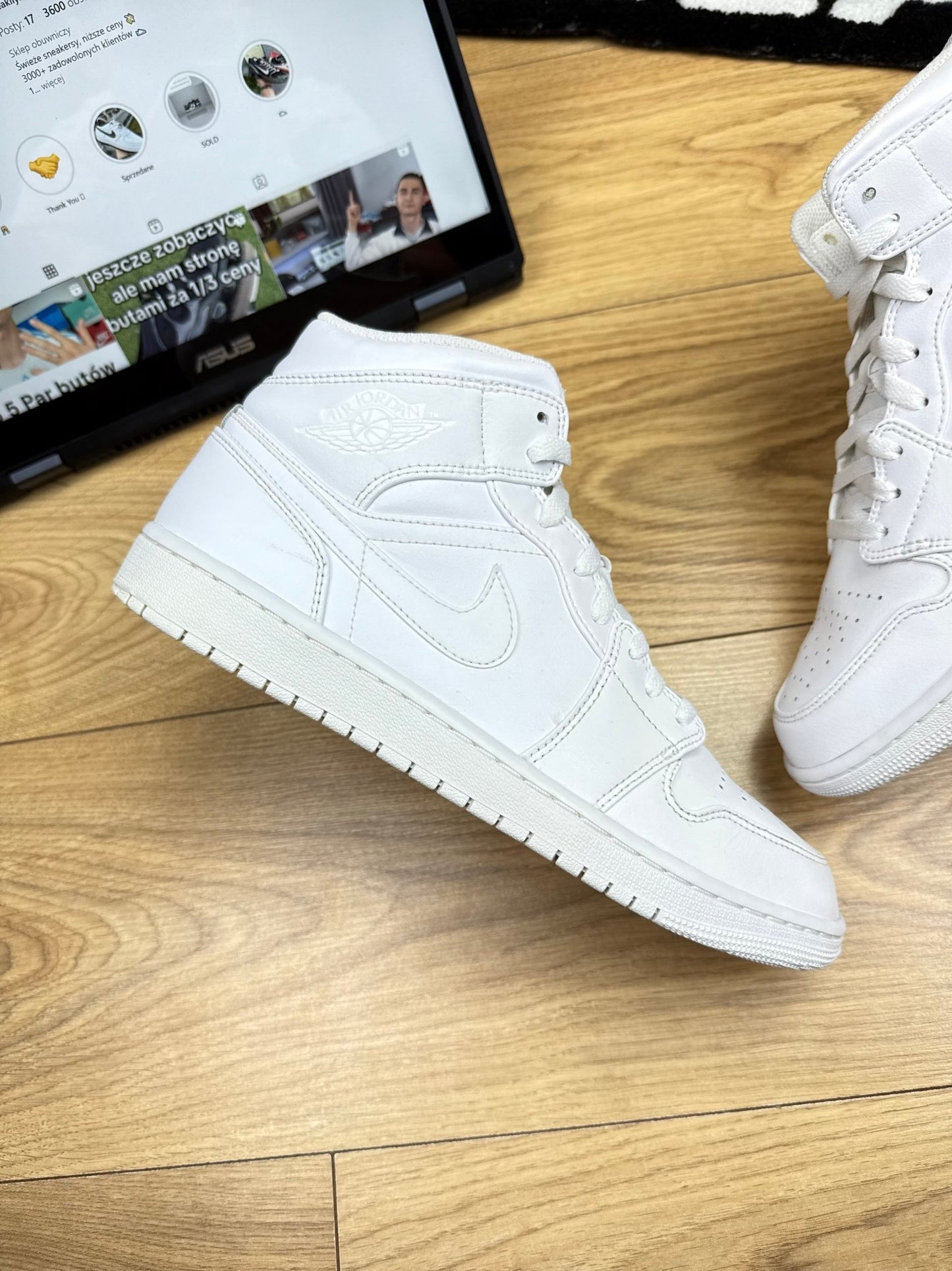 Nike Air Jordan 1 Mid (43)