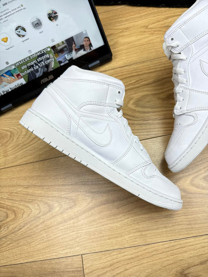 Nike Air Jordan 1 Mid (43)