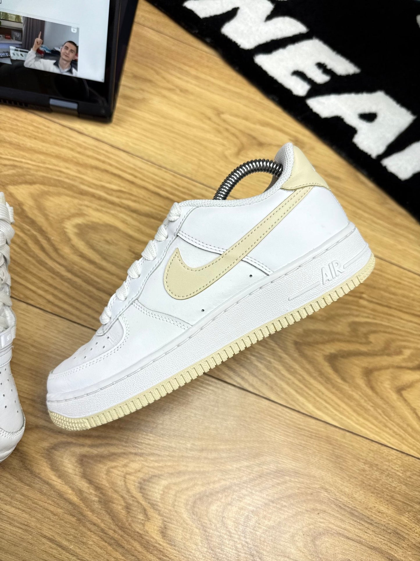 Nike Air Force 1 Low (38)