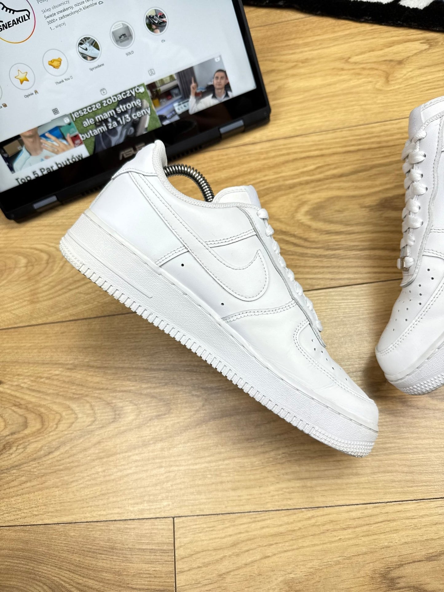 Nike Air Force 1 Low (42)