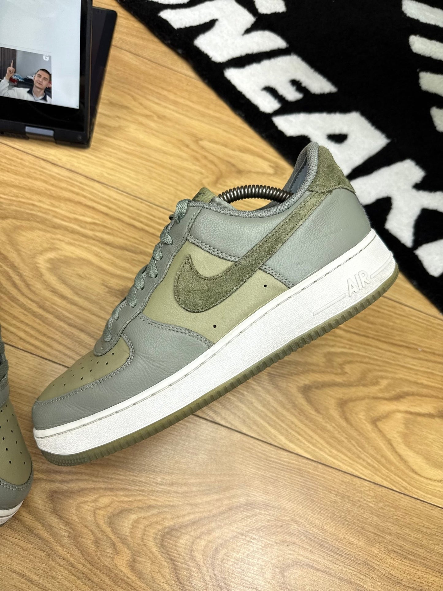 Nike Air Force 1 Low (44.5)