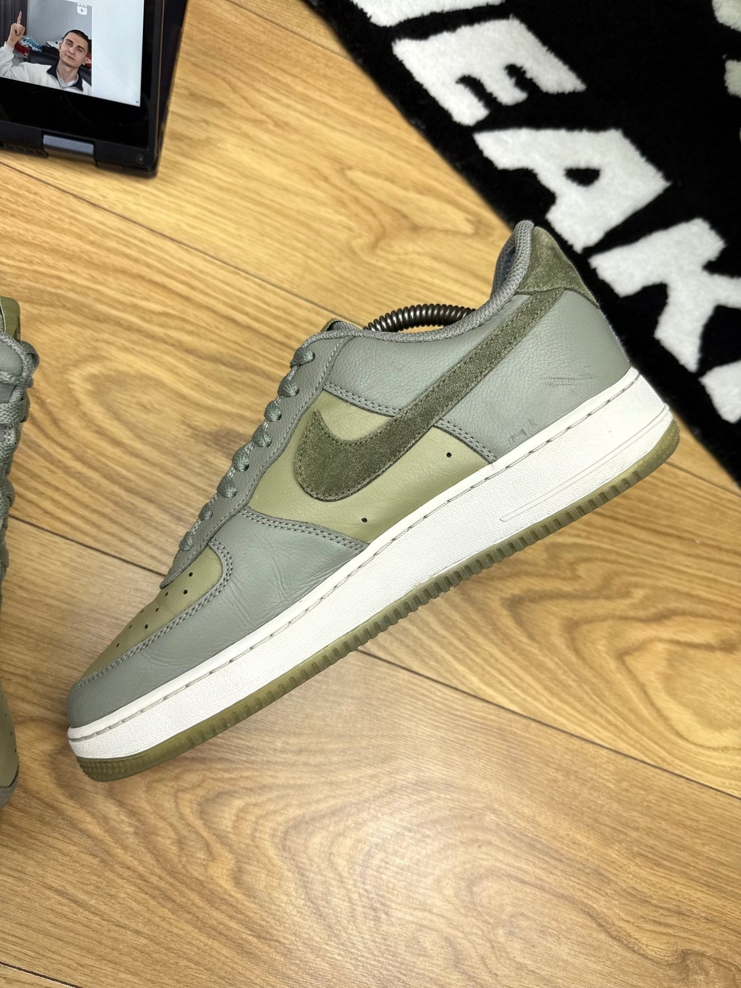 Nike Air Force 1 Low (44.5)