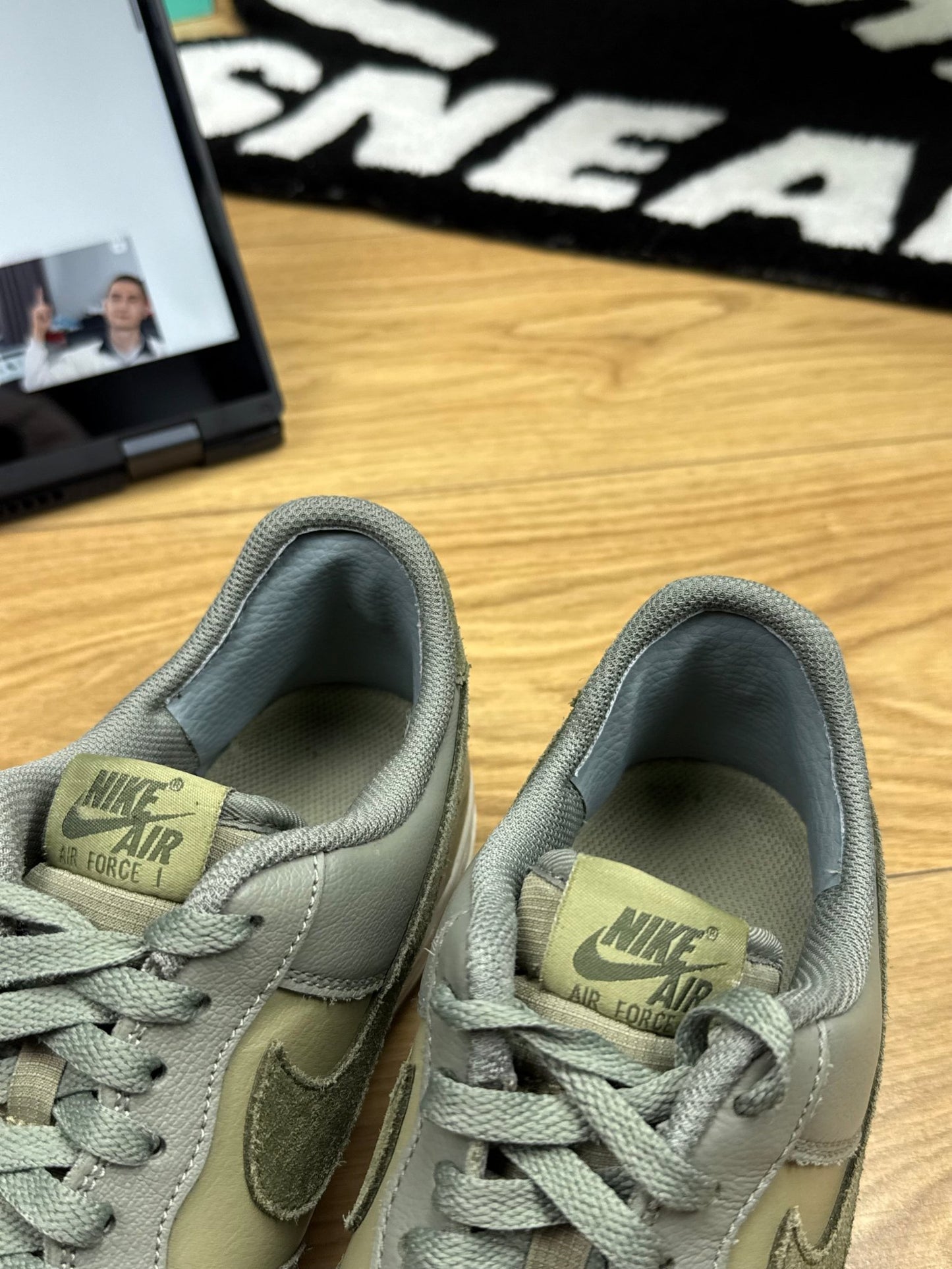 Nike Air Force 1 Low (44.5)