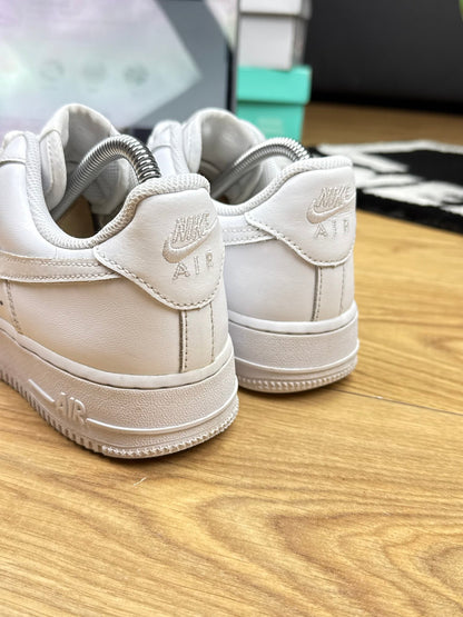 Nike Air Force 1 Low (38.5)