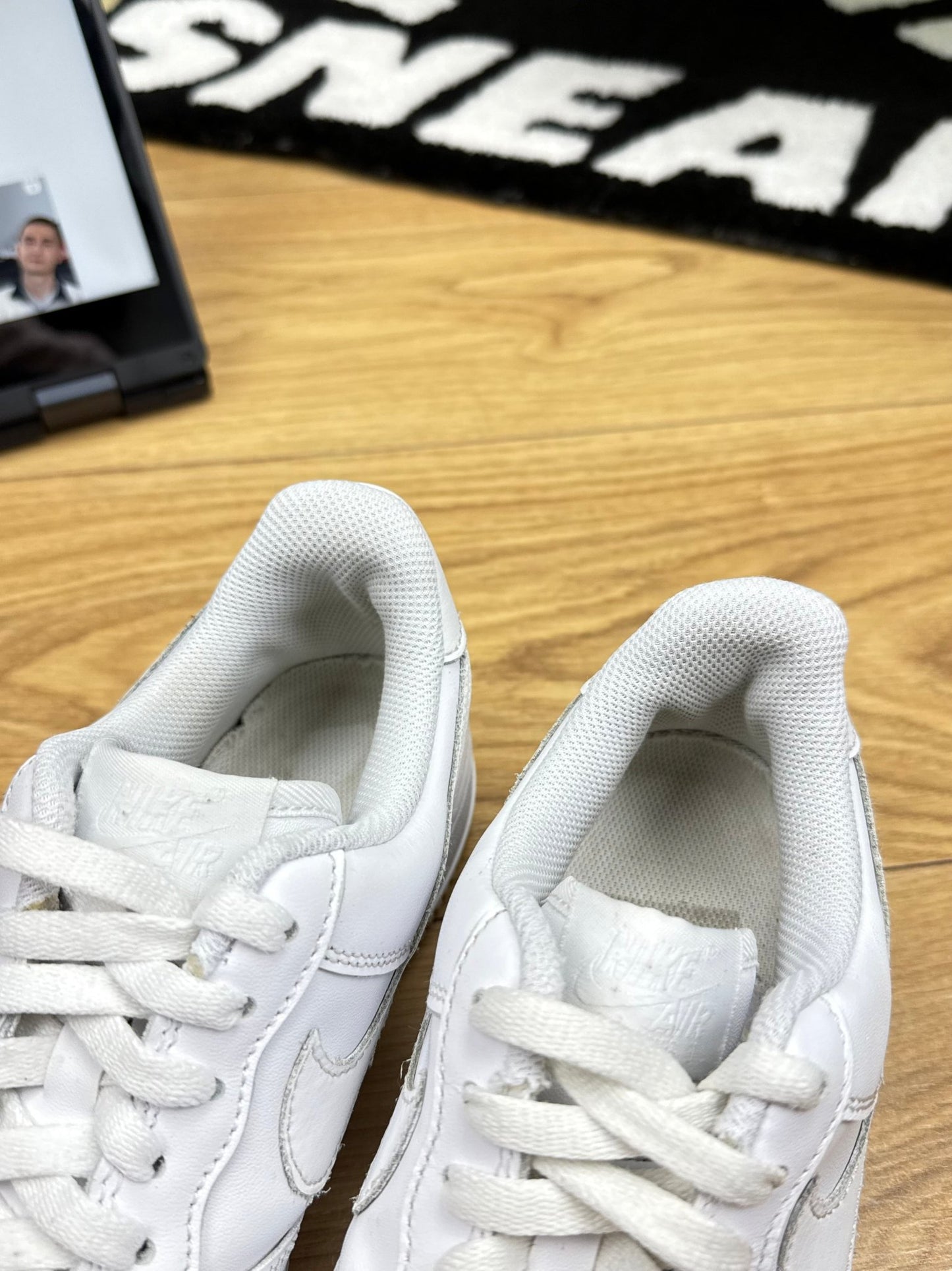 Nike Air Force 1 Low (38.5)