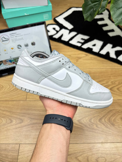 Nike Dunk Low (40.5)