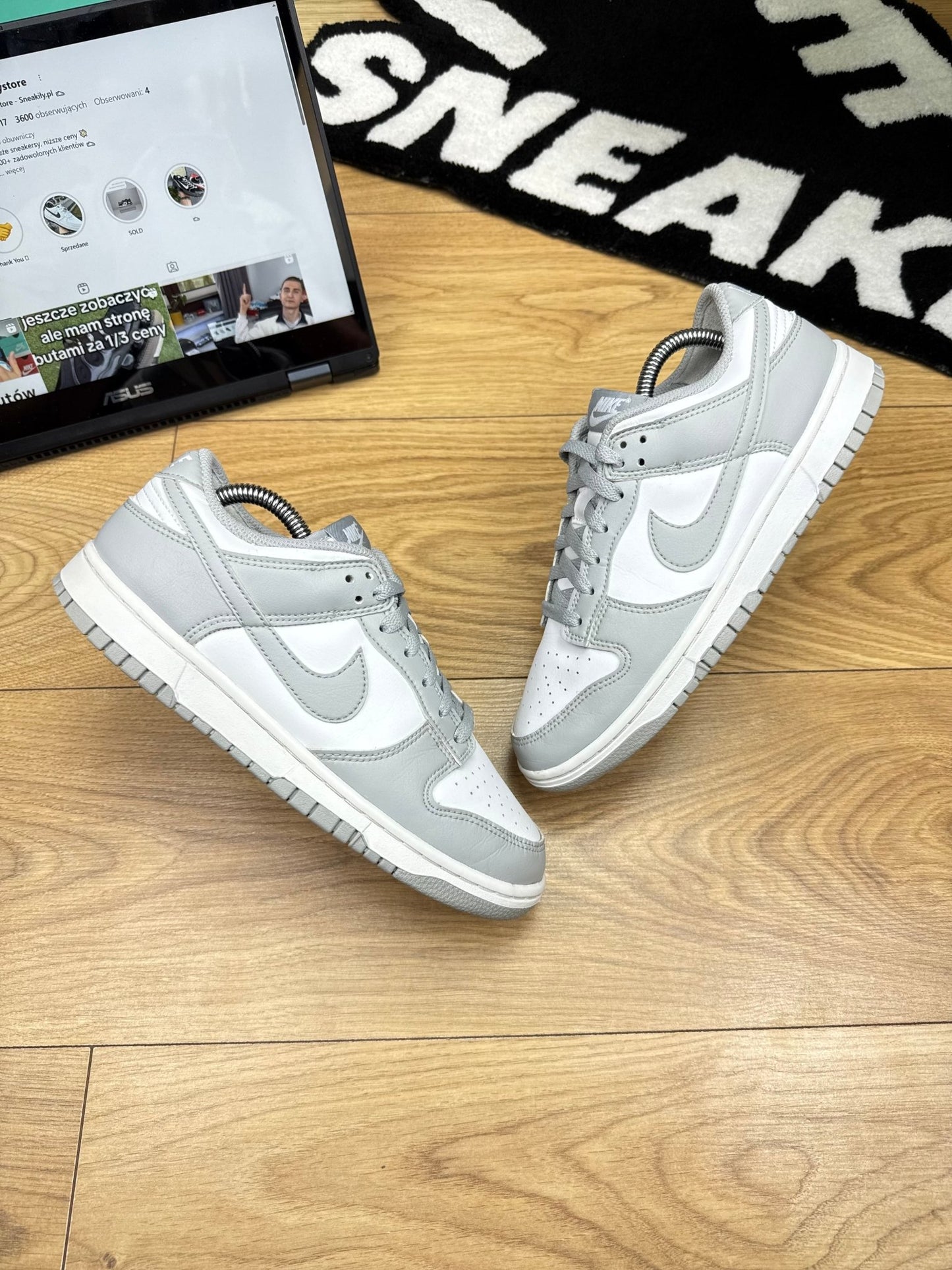 Nike Dunk Low (40.5)