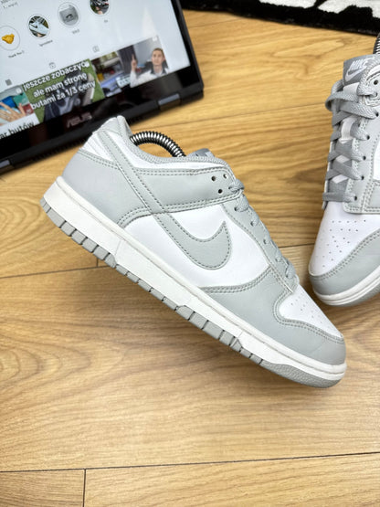 Nike Dunk Low (40.5)