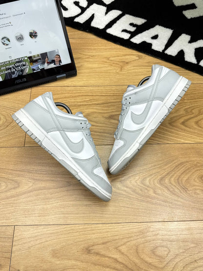 Nike Dunk Low (40.5)