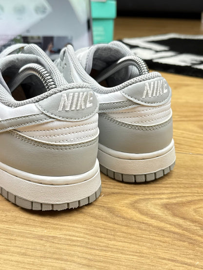 Nike Dunk Low (40.5)
