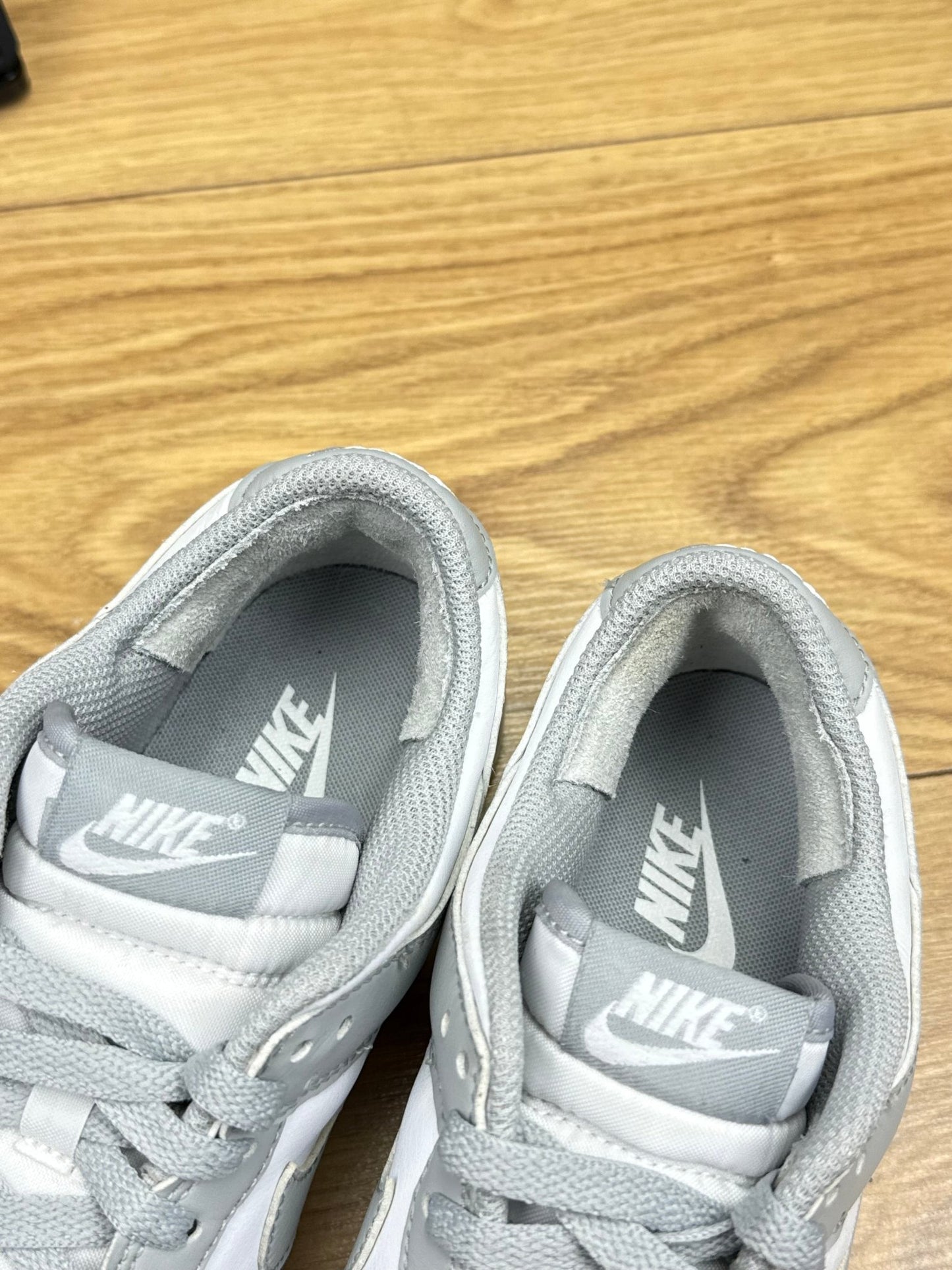 Nike Dunk Low (40.5)