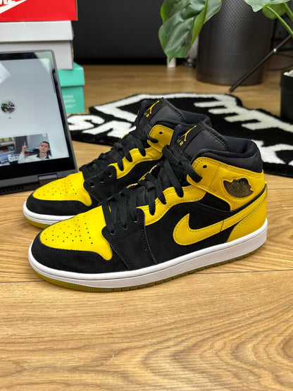 Nike Air Jordan 1 Mid (42.5)