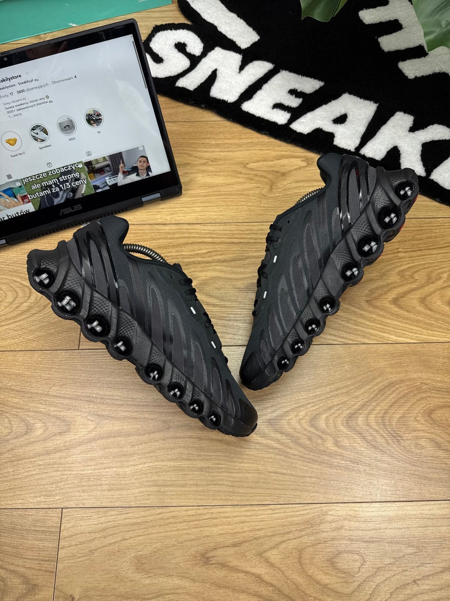 Nike Air Max DN8 (44)