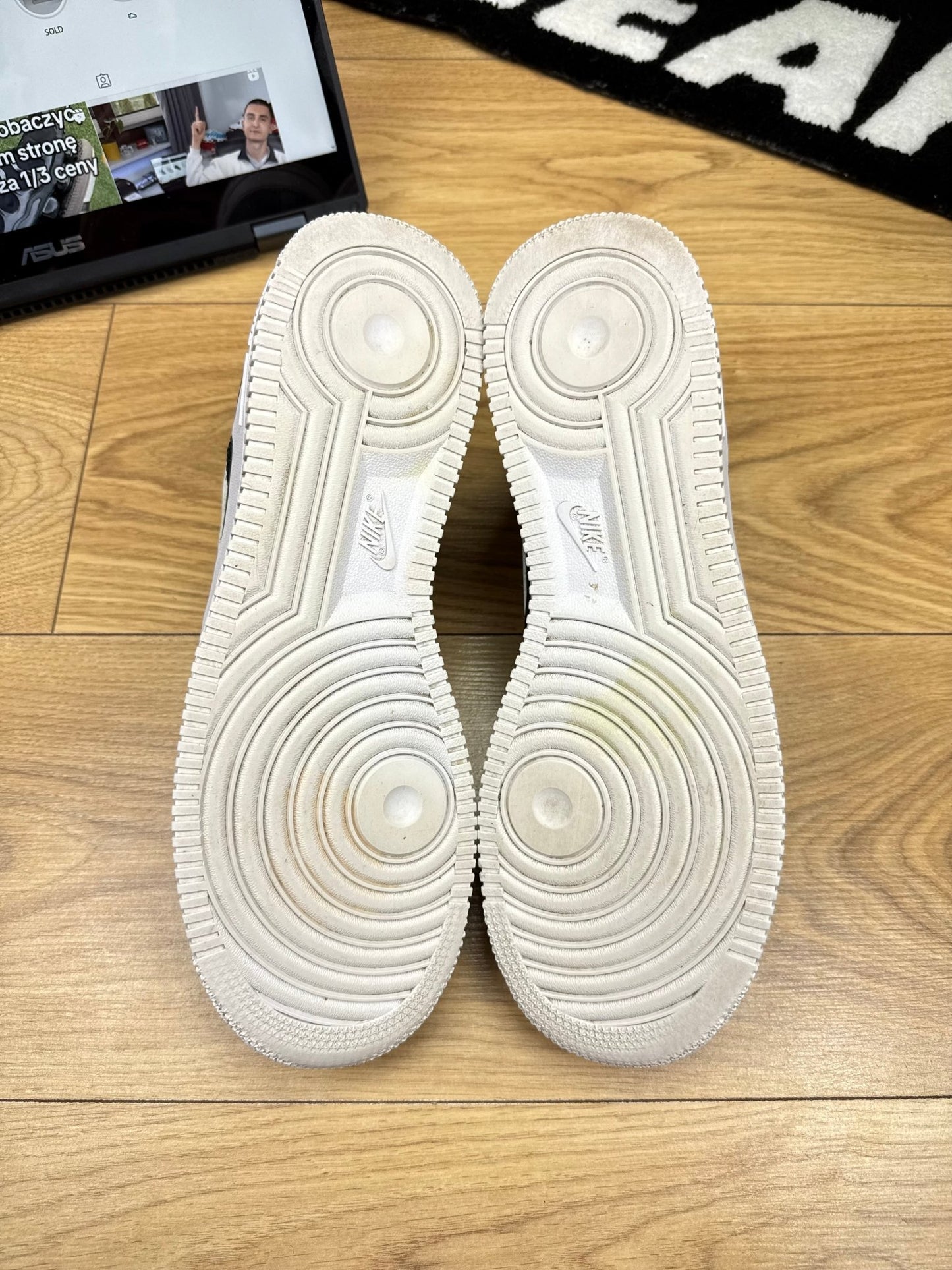 Nike Air Force 1 Low (44)