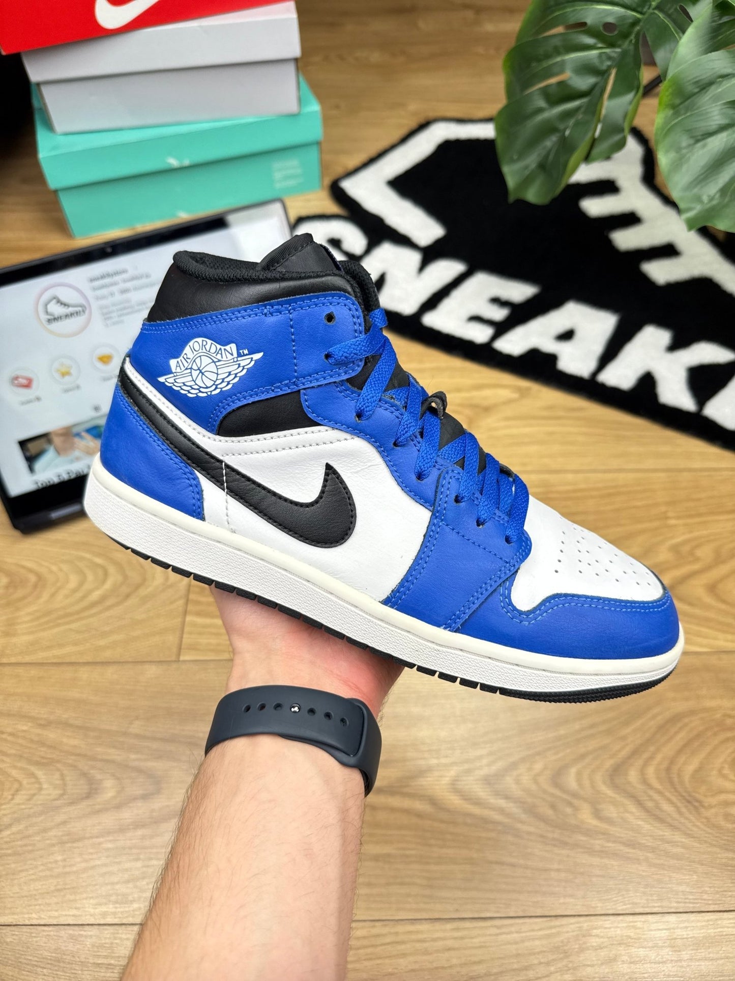 Nike Air Jordan 1 Mid (42.5)