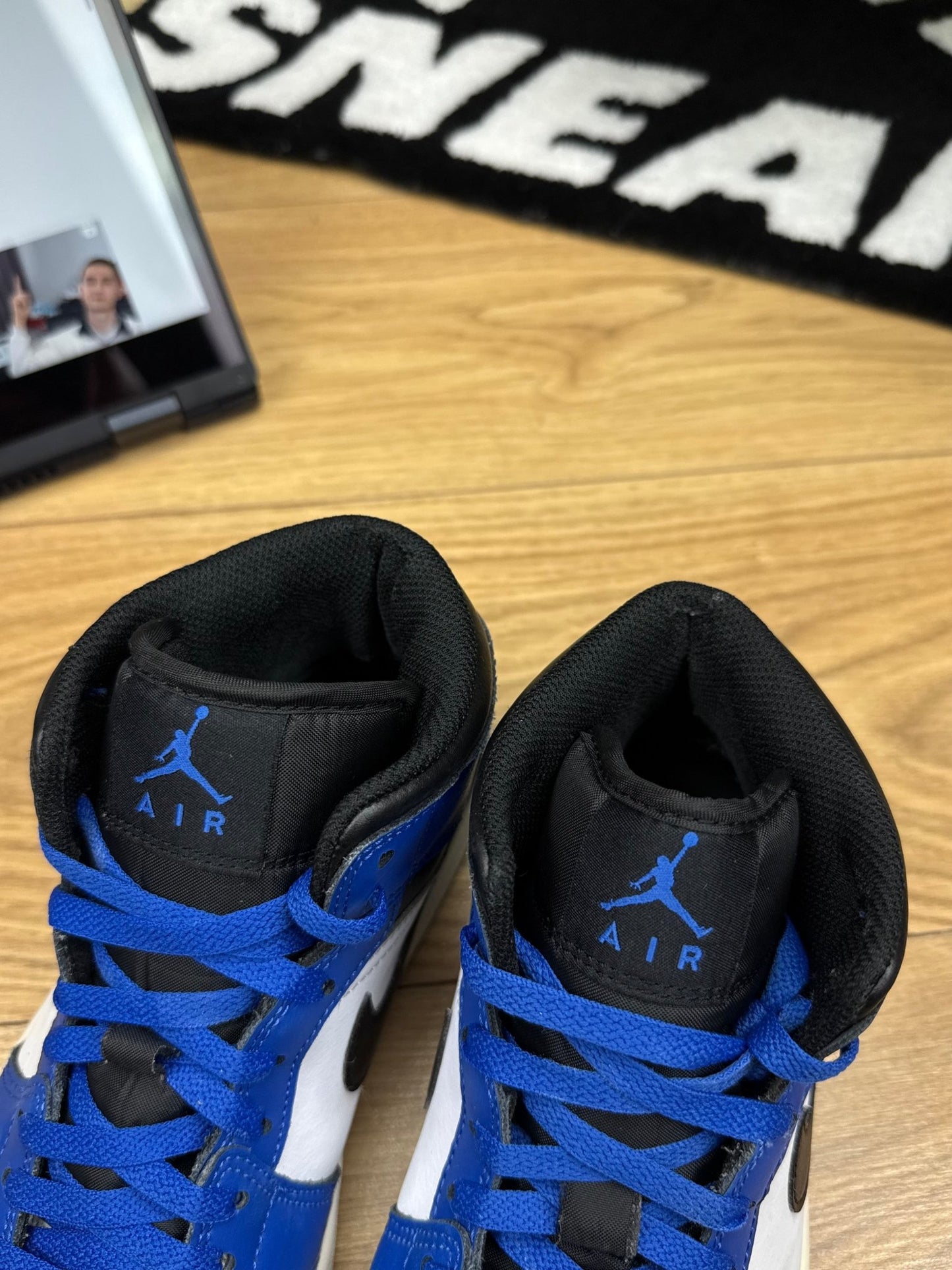 Nike Air Jordan 1 Mid (42.5)