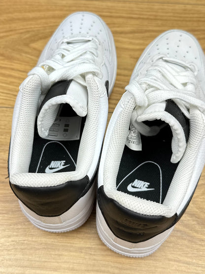 Nike Air Force 1 Low (37.5)