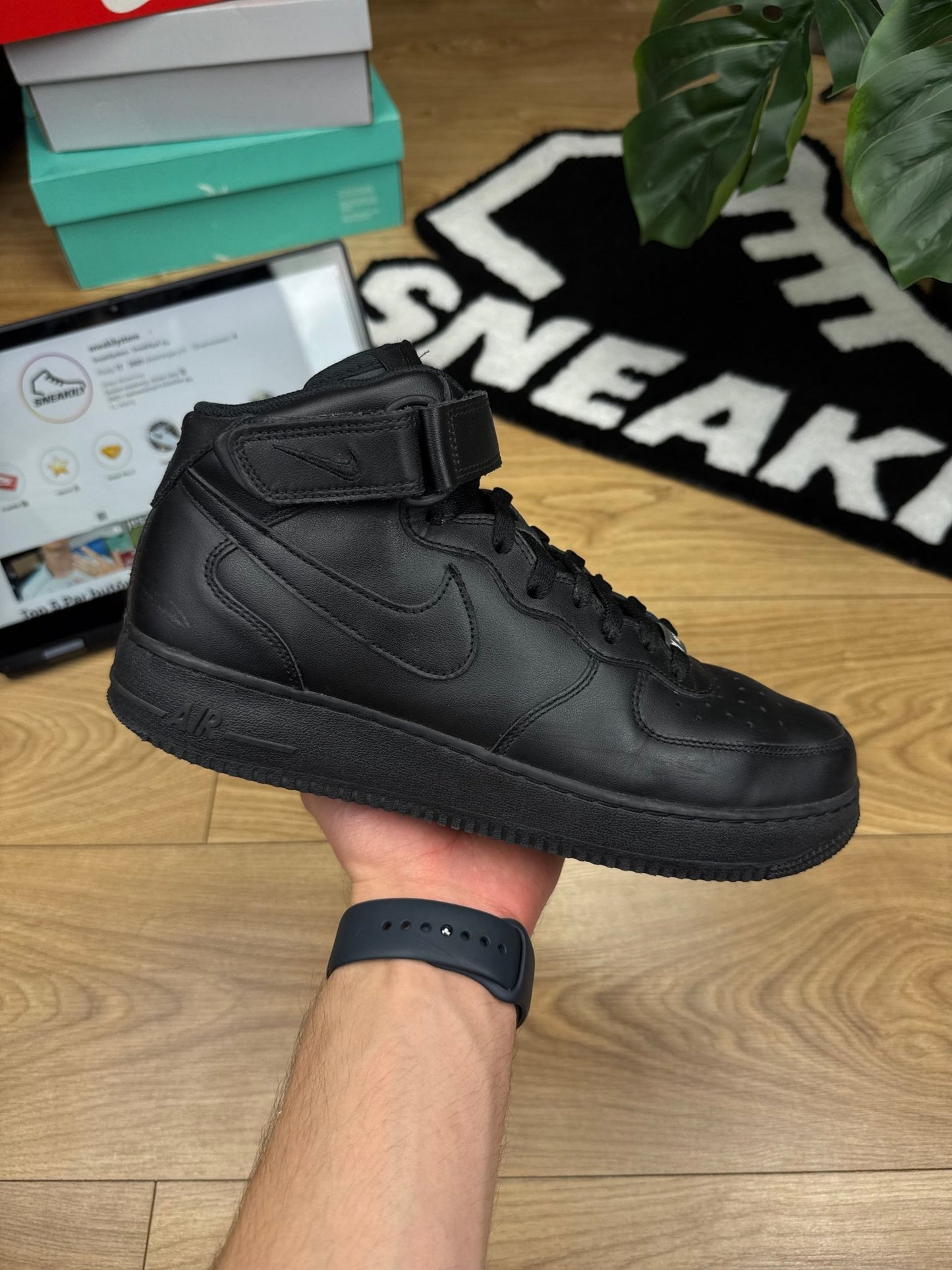 Nike Air Force 1 Mid (42.5)