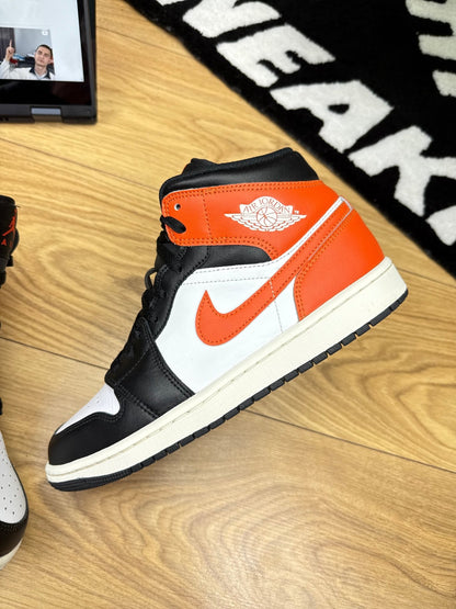 Nike Air Jordan 1 Mid (42)