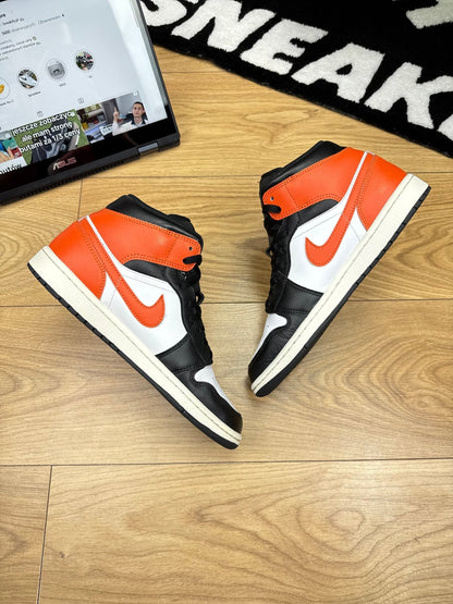 Nike Air Jordan 1 Mid (42)
