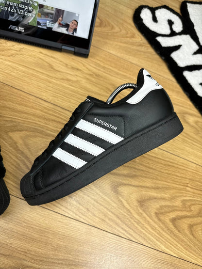 Adidas Superstar (40)