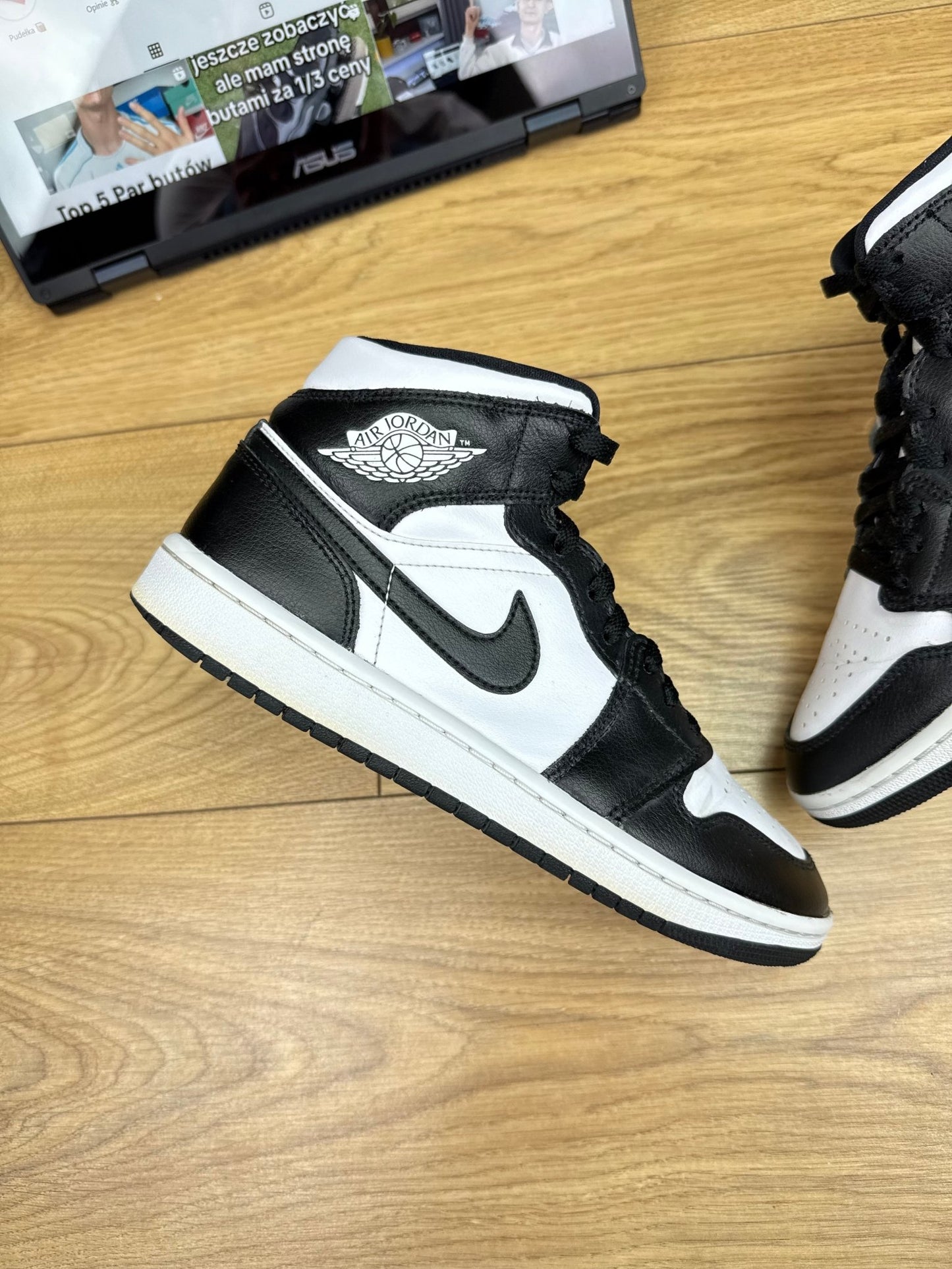 Nike Air Jordan 1 Mid (38.5)