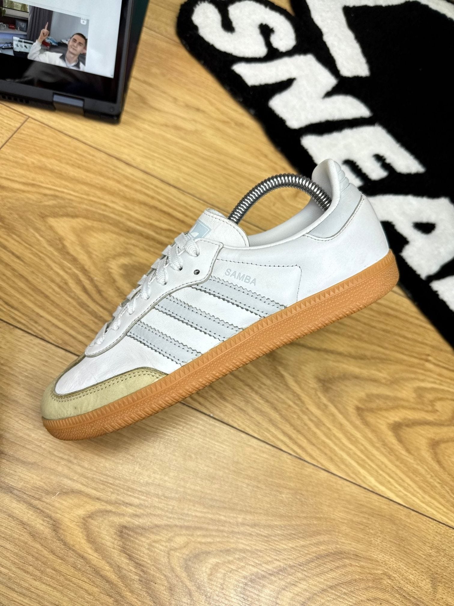 Adidas Samba OG W — buty sportowe damskie w bardzo dobrym stanie rozmiar 38 2/3, zewnętrzny panel lewego buta