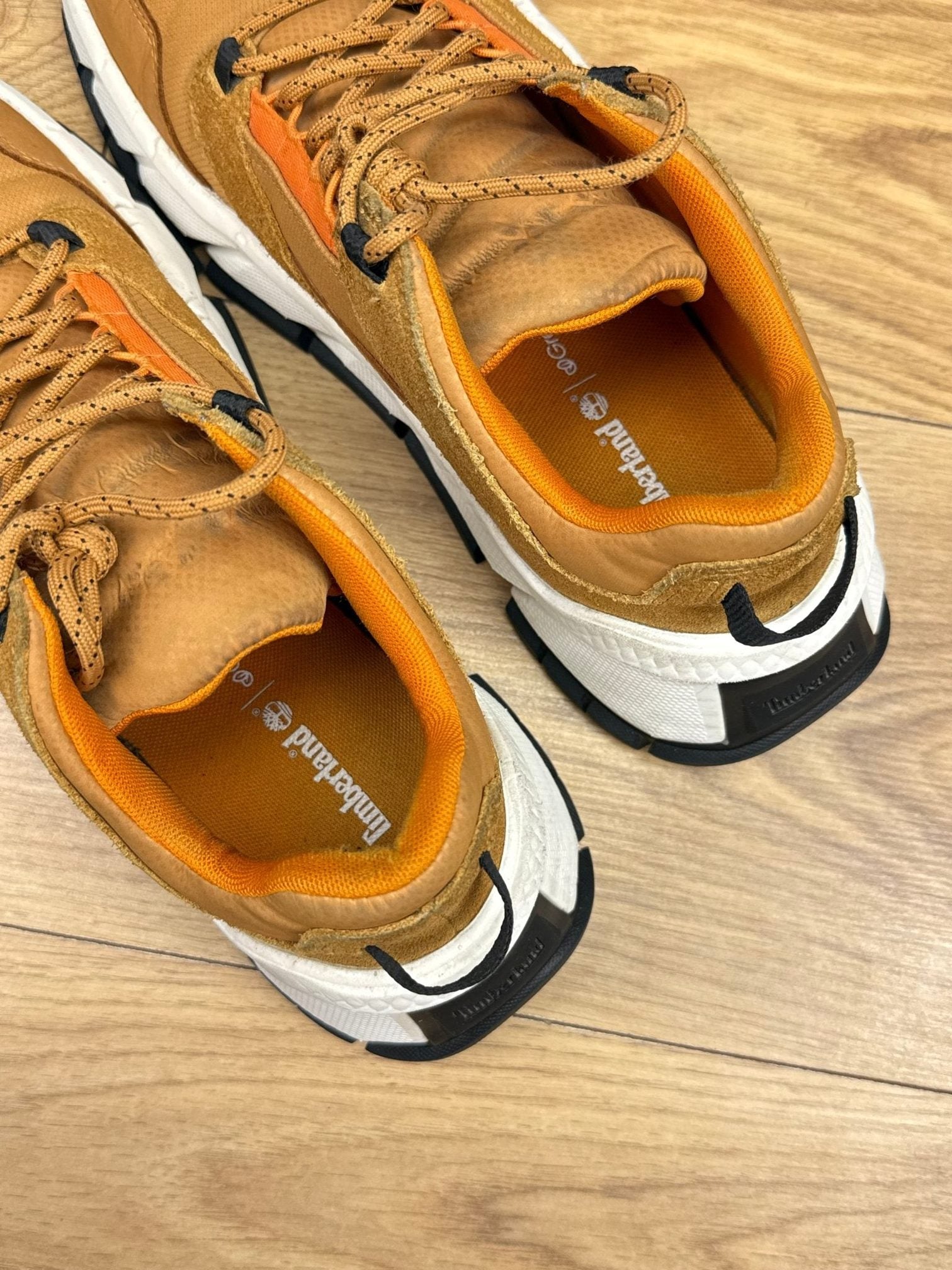 Timberland TBL Turbo Low — buty sportowe męskie w bardzo dobrym stanie rozmiar 43.5, widok z boku