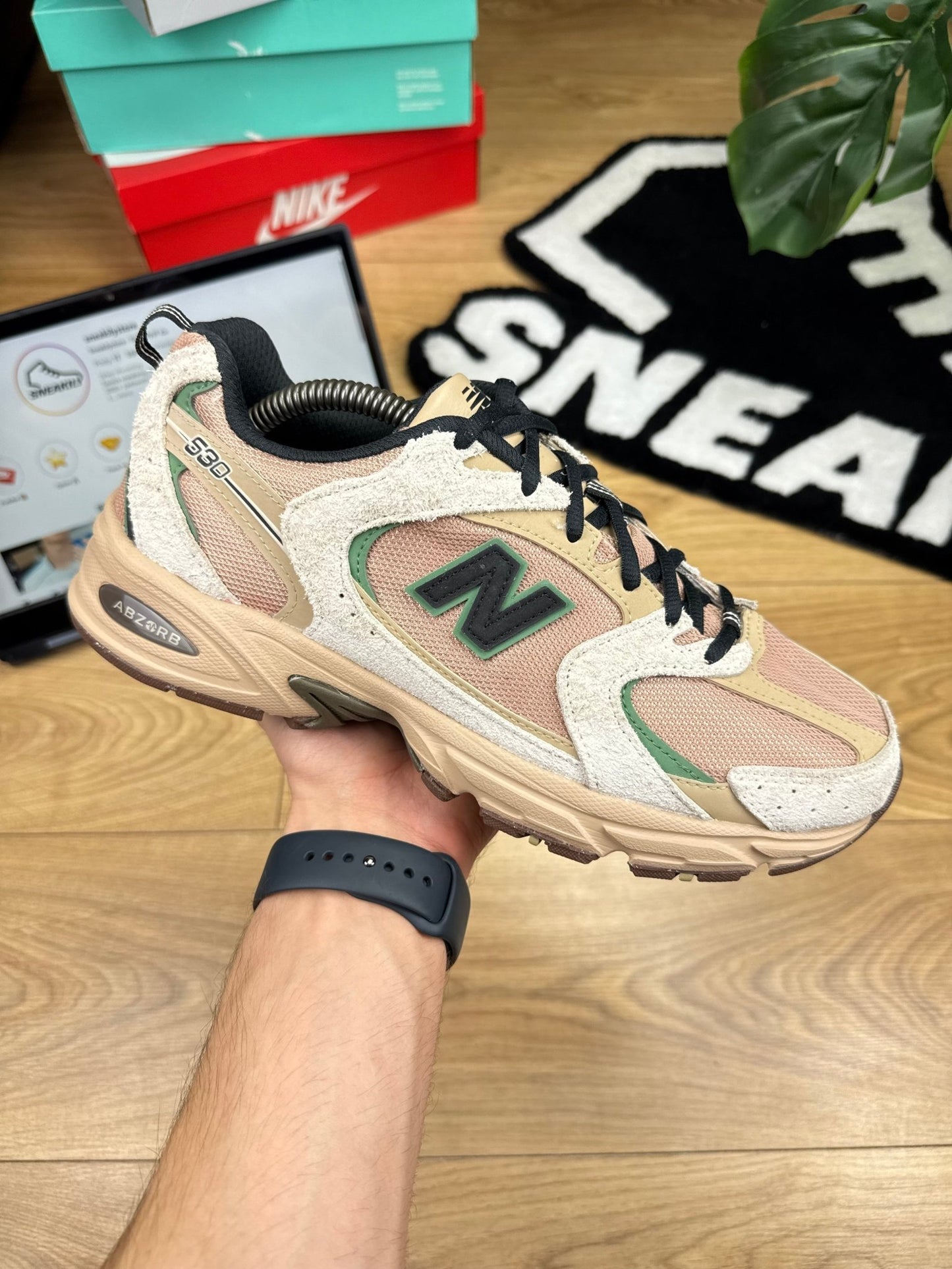 New Balance 530 (44)