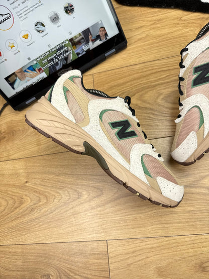 New Balance 530 (44)