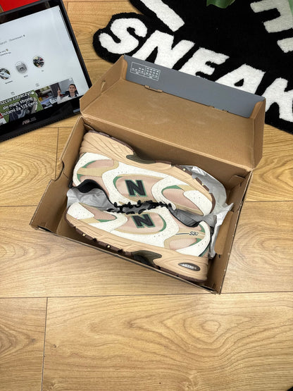 New Balance 530 (44)