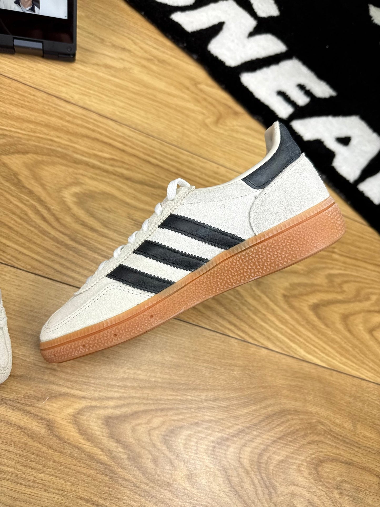 Adidas Spezial (36)