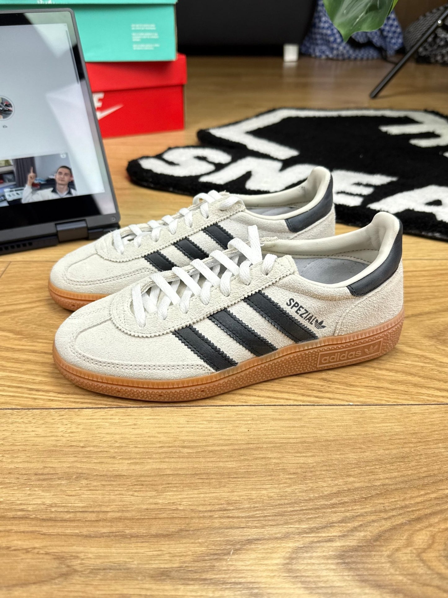 Adidas Spezial (36)