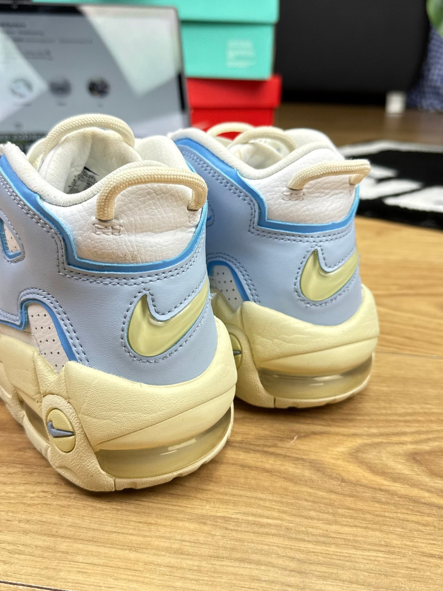 Nike Air More Uptempo 96 (37.5)