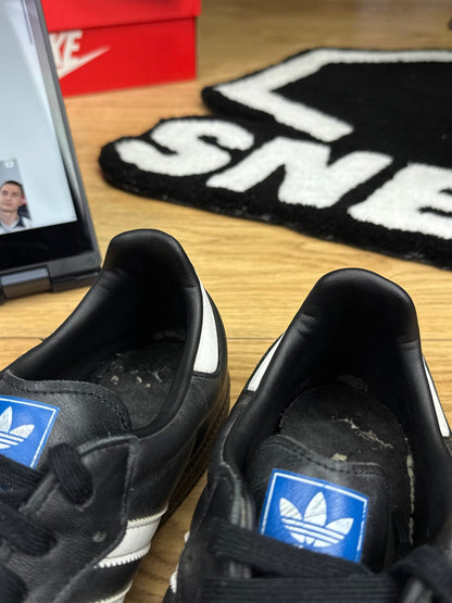 Adidas Samba (45 1/3)