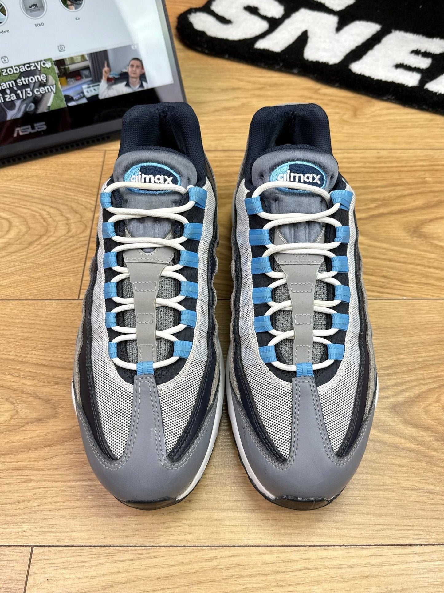 Nike Air Max 95 — buty sportowe męskie w bardzo dobrym stanie rozmiar 44, widok z góry