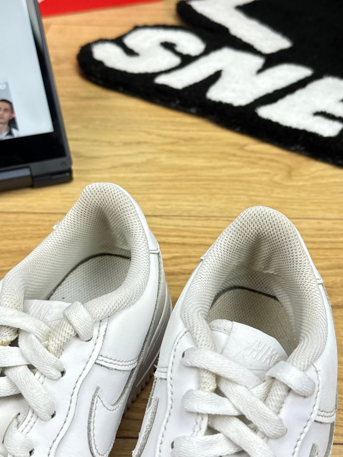 Nike Air Force 1 Low (39)