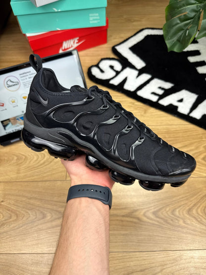 Nike Air Vapormax Plus (45.5)