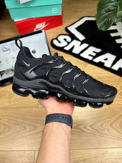 Nike Air Vapormax Plus (45.5)