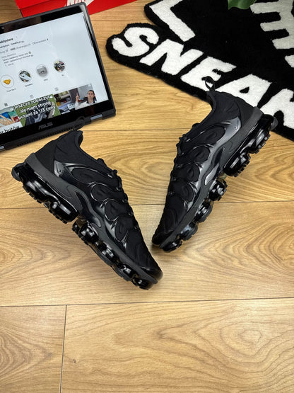 Nike Air Vapormax Plus (45.5)