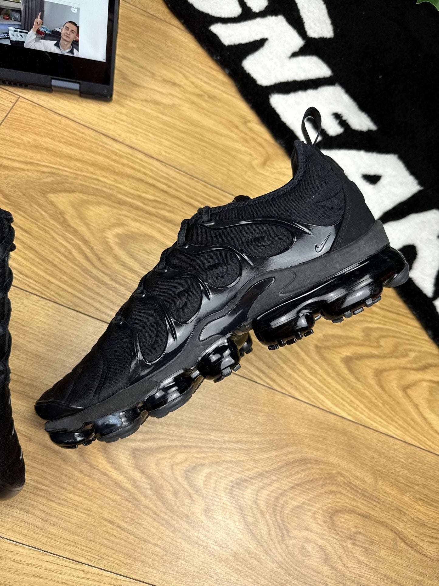 Nike Air Vapormax Plus (45.5)
