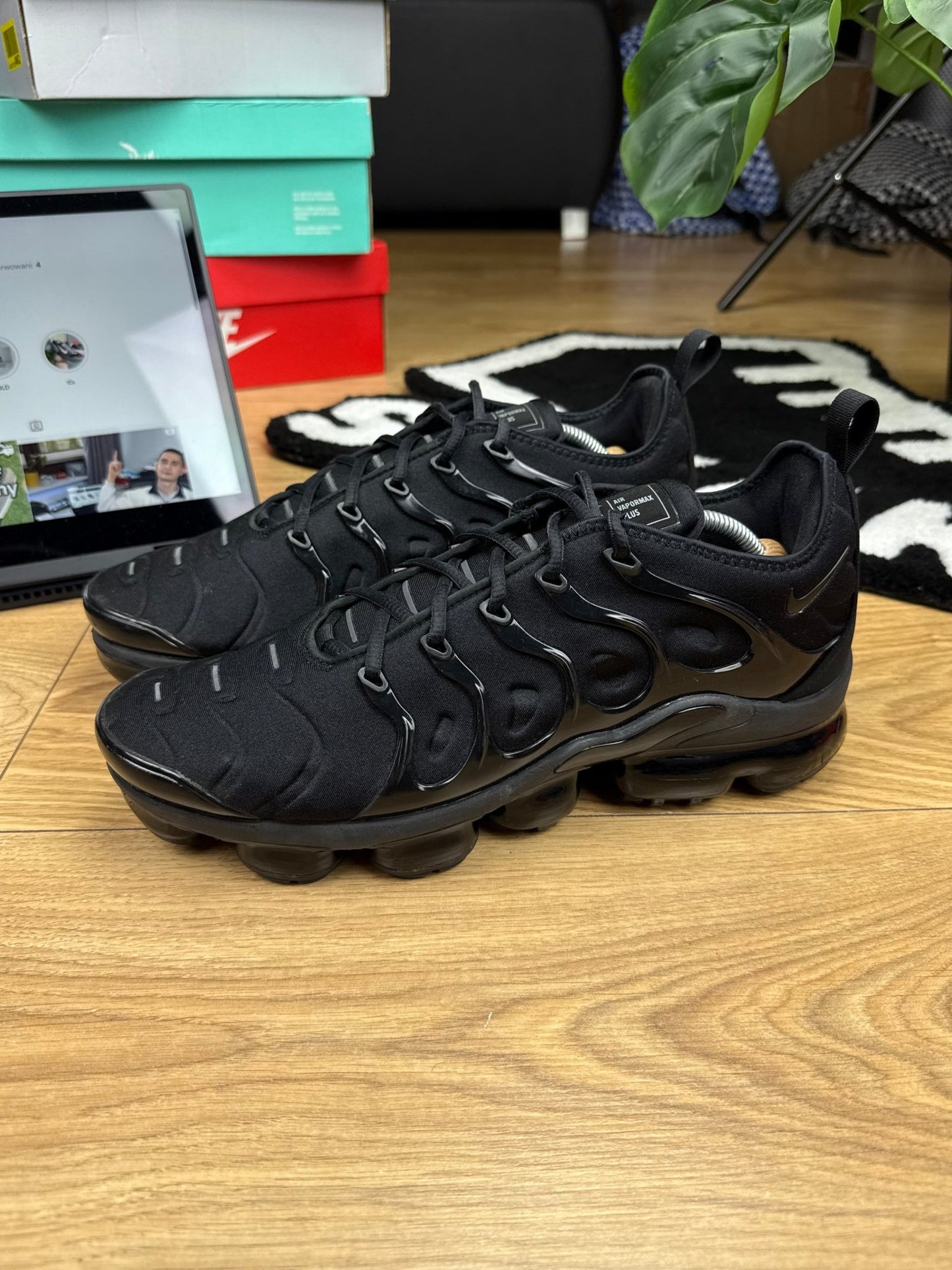 Nike Air Vapormax Plus (45.5)