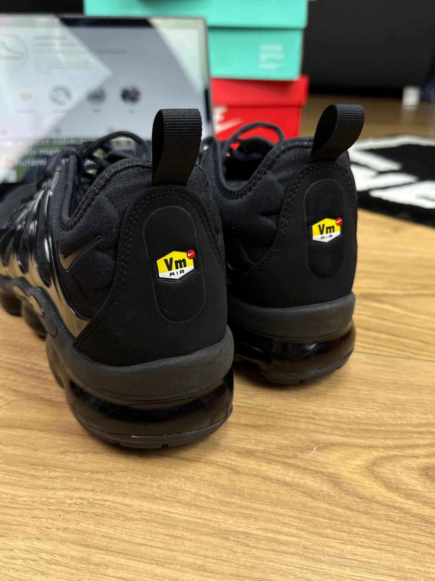 Nike Air Vapormax Plus (45.5)