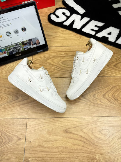 Nike Air Force 1 Low (38.5)