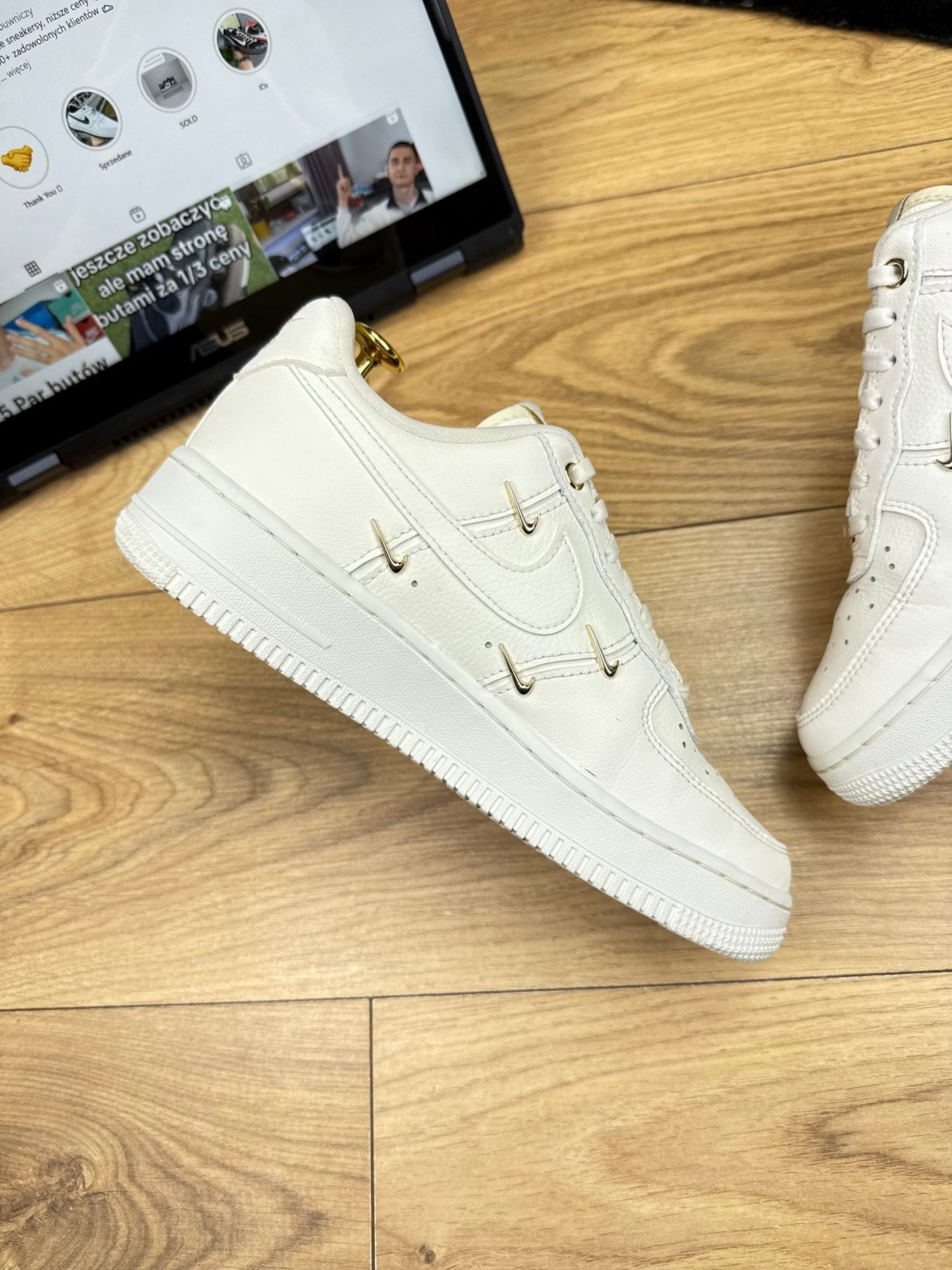 Nike Air Force 1 Low (38.5)