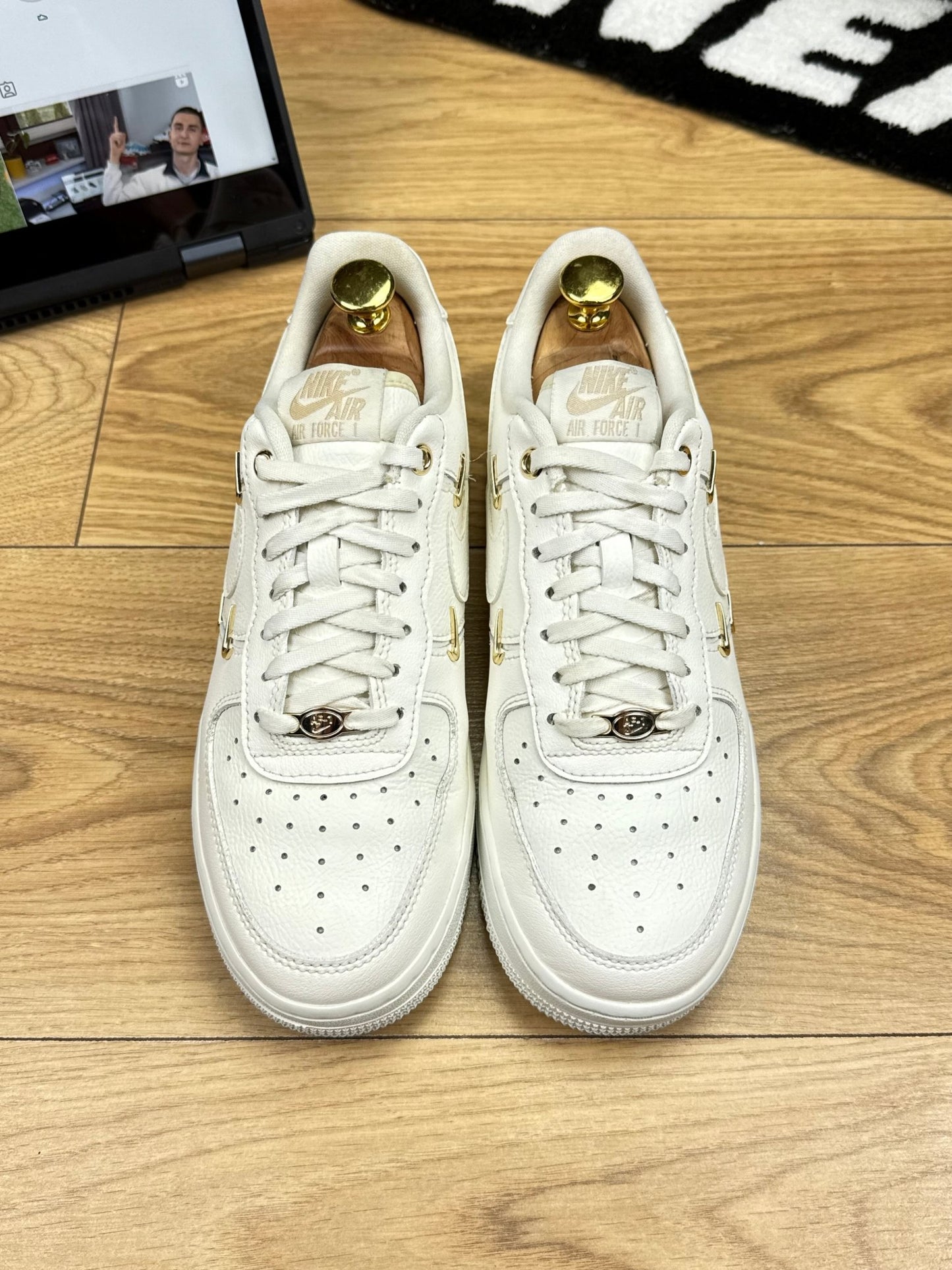 Nike Air Force 1 Low (38.5)