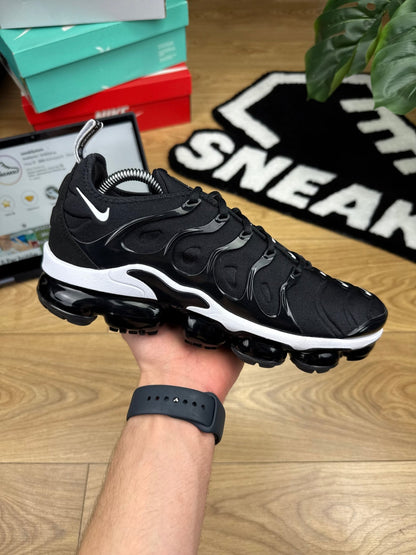 Nike Air Vapormax Plus (42.5)