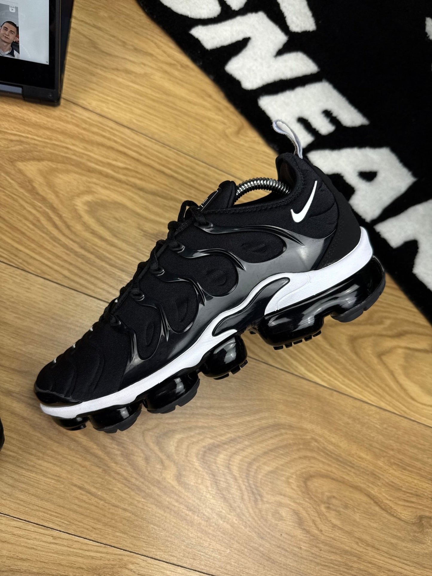 Nike Air Vapormax Plus (42.5)