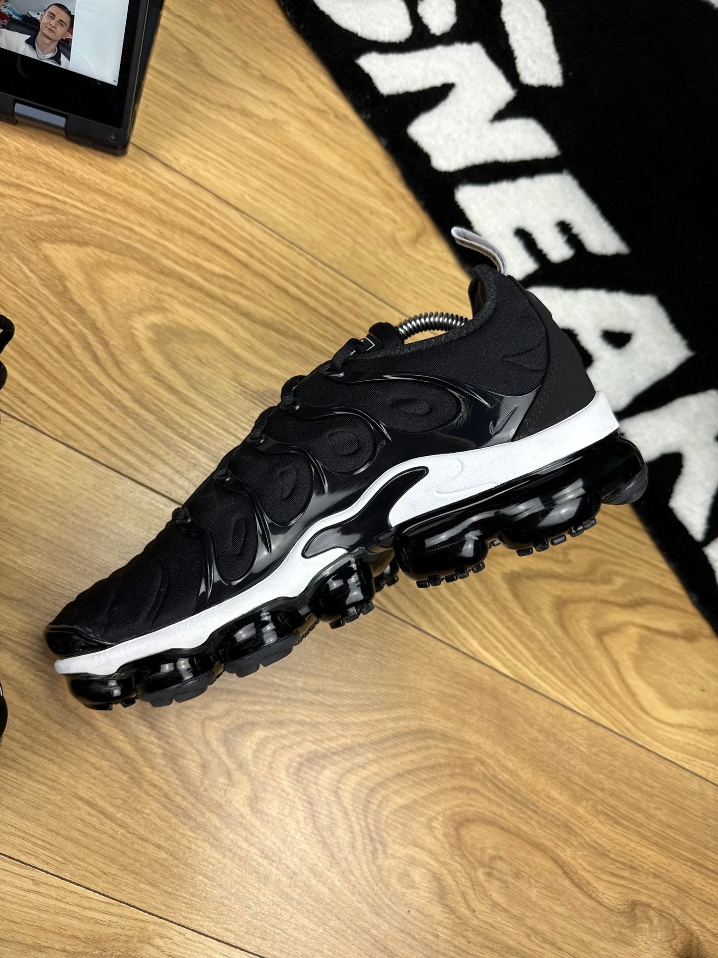 Nike Air Vapormax Plus (42.5)