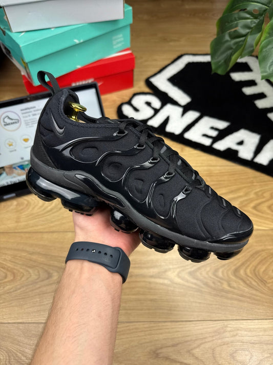 Nike Air Vapormax Plus (42)